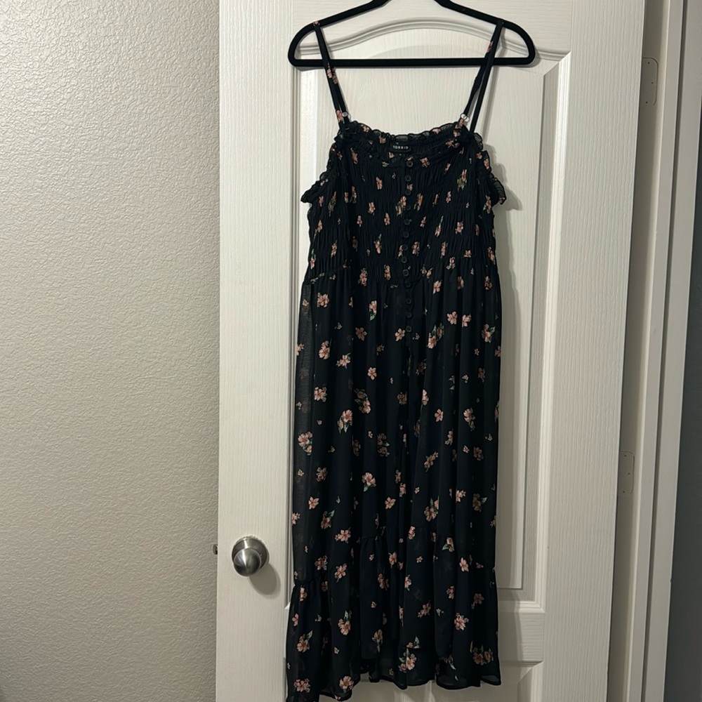 Torrid 2X sheer tank top blouse